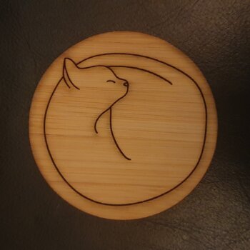 Wooden Curled-up Cat Coaster